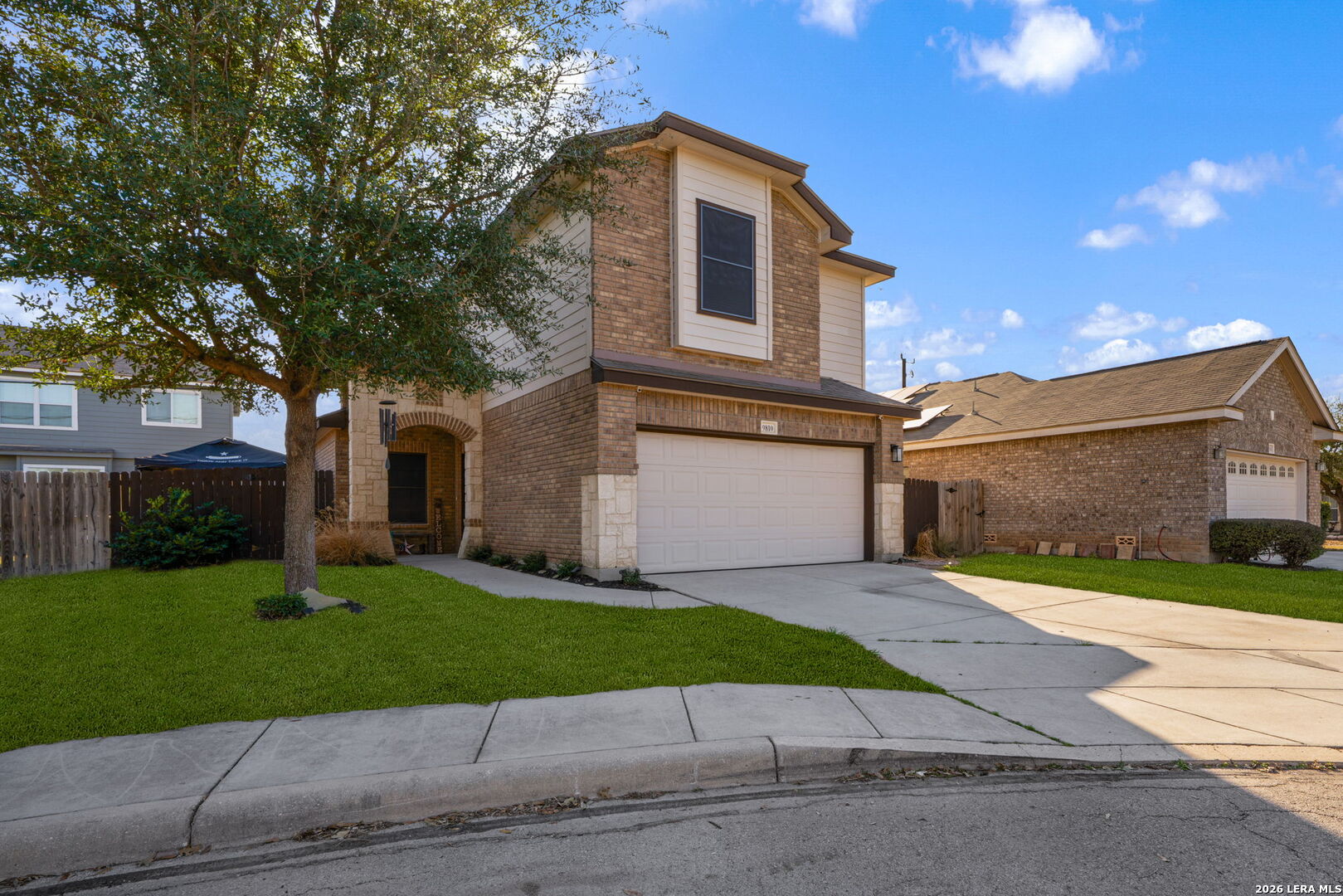 property viewer photo 2