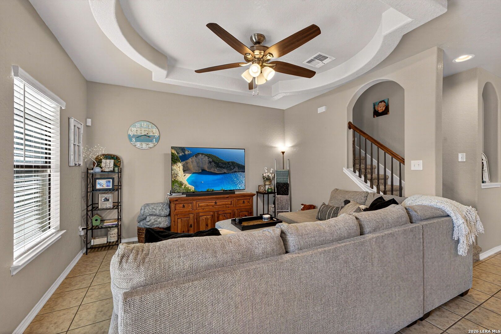 property viewer photo 6