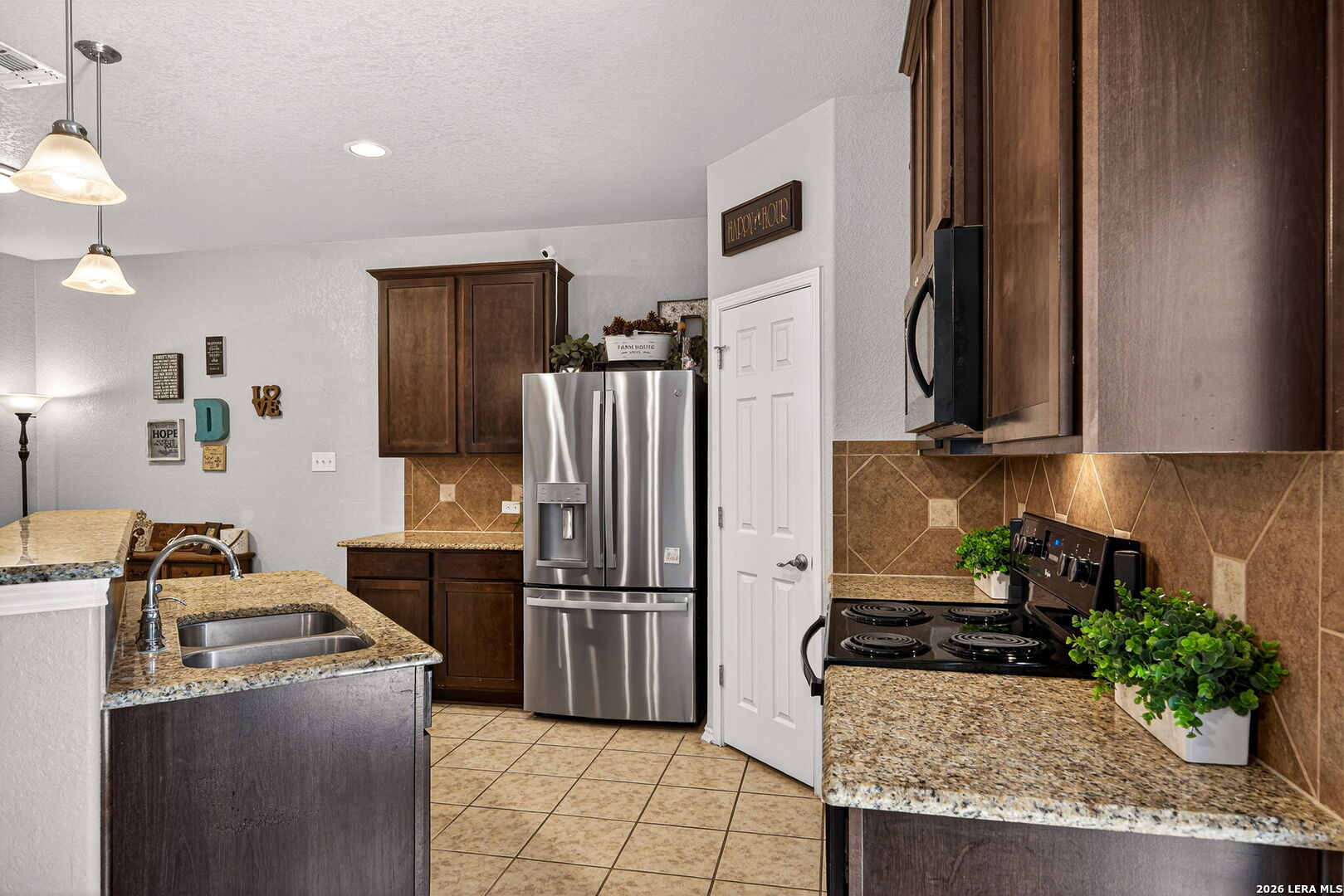 property viewer photo 8