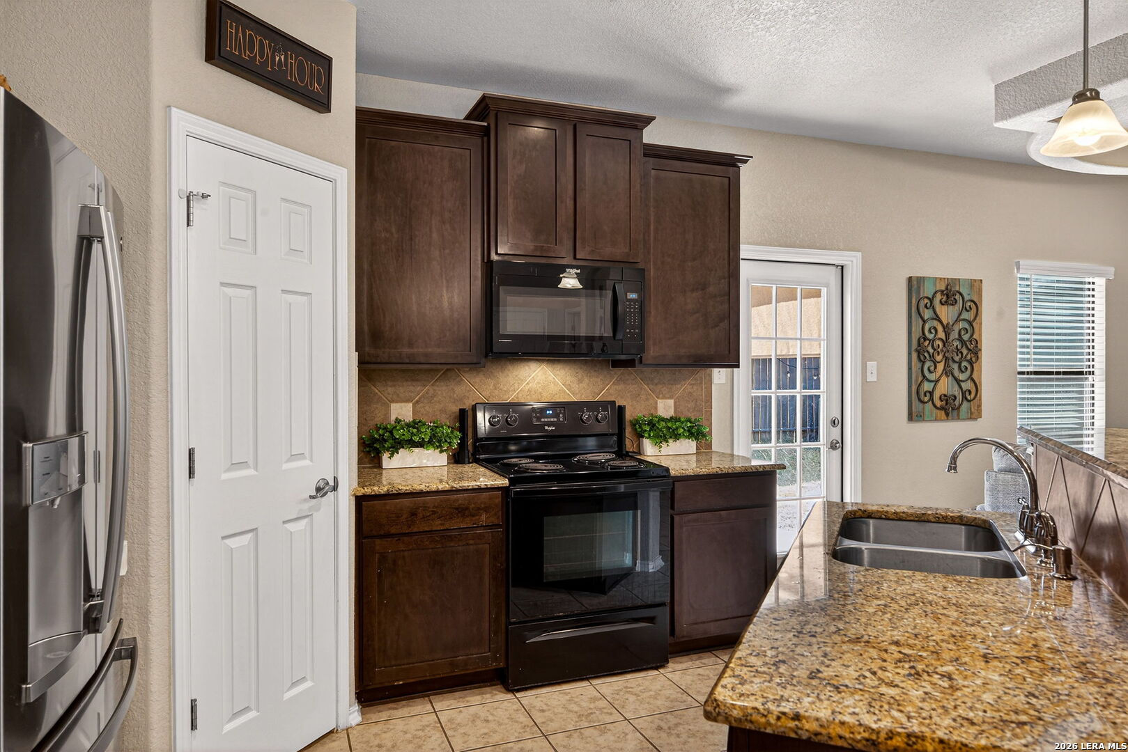 property viewer photo 9
