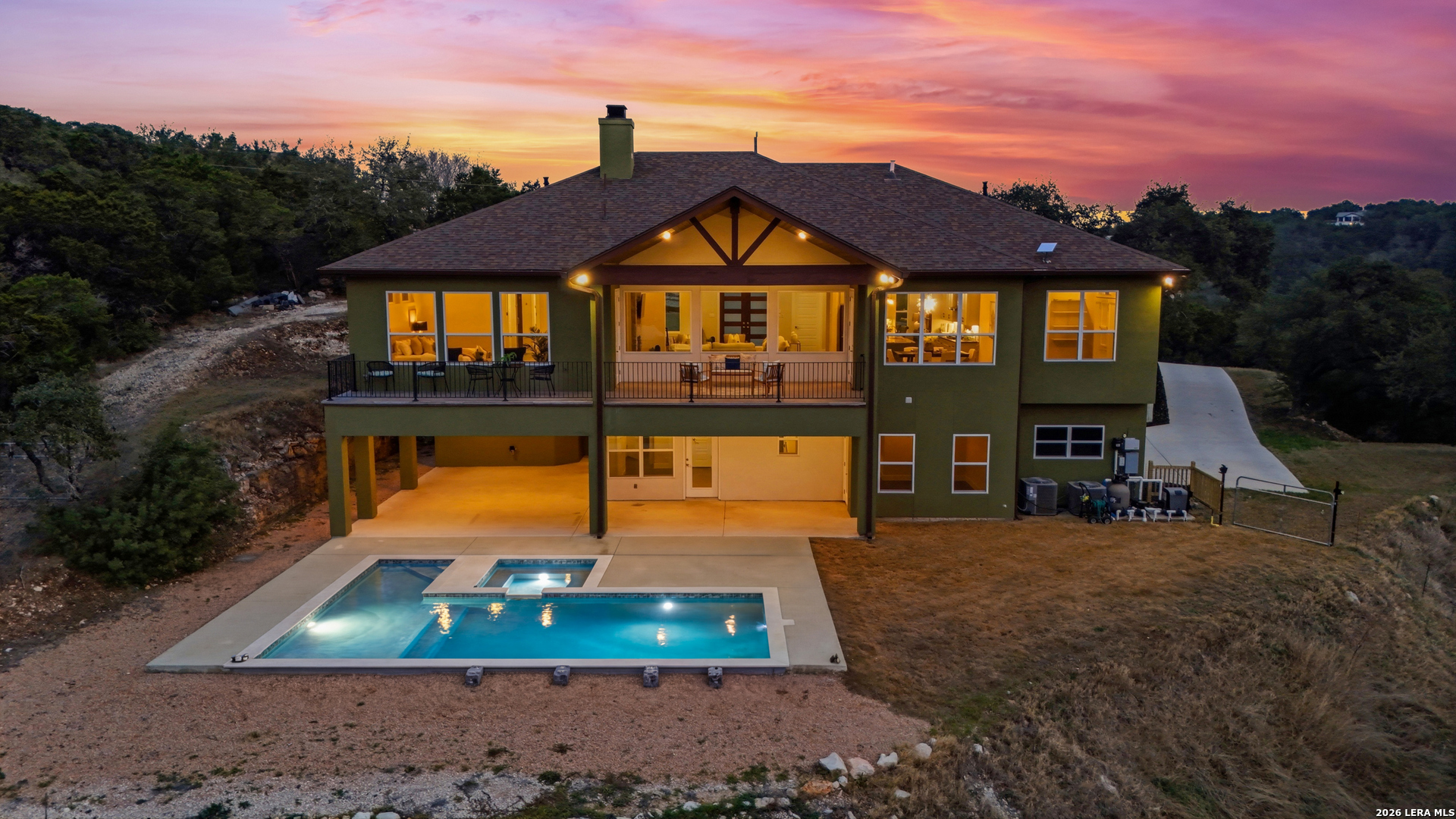 main property photo 43