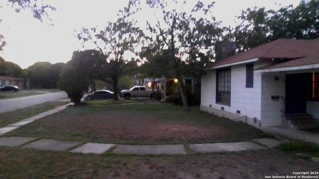 main property photo 4