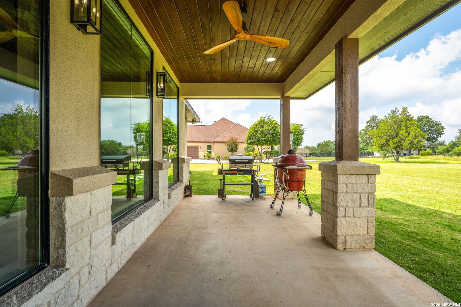 main property photo 47