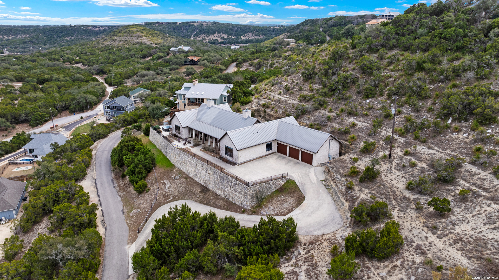 main property photo 41