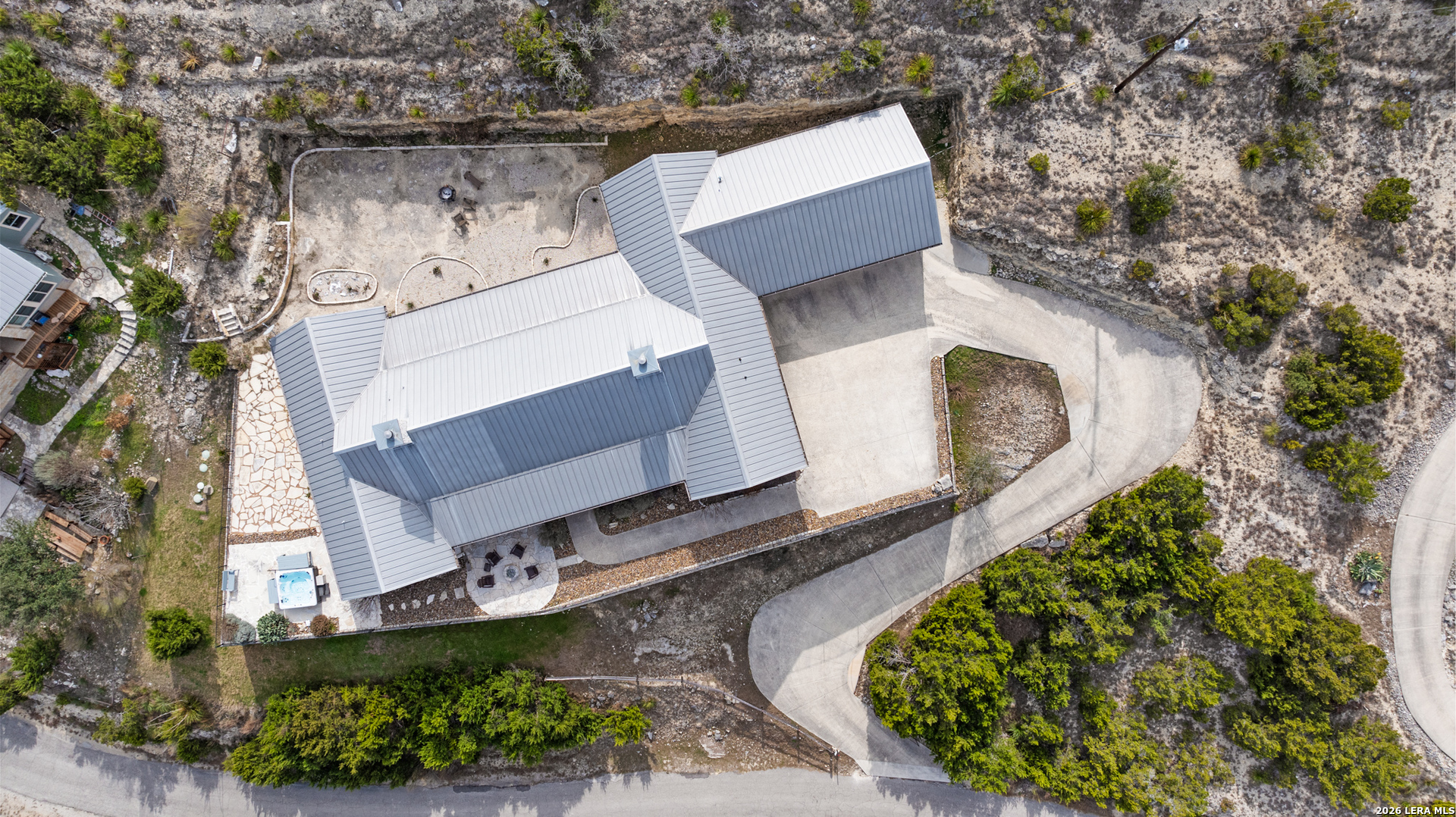 main property photo 42