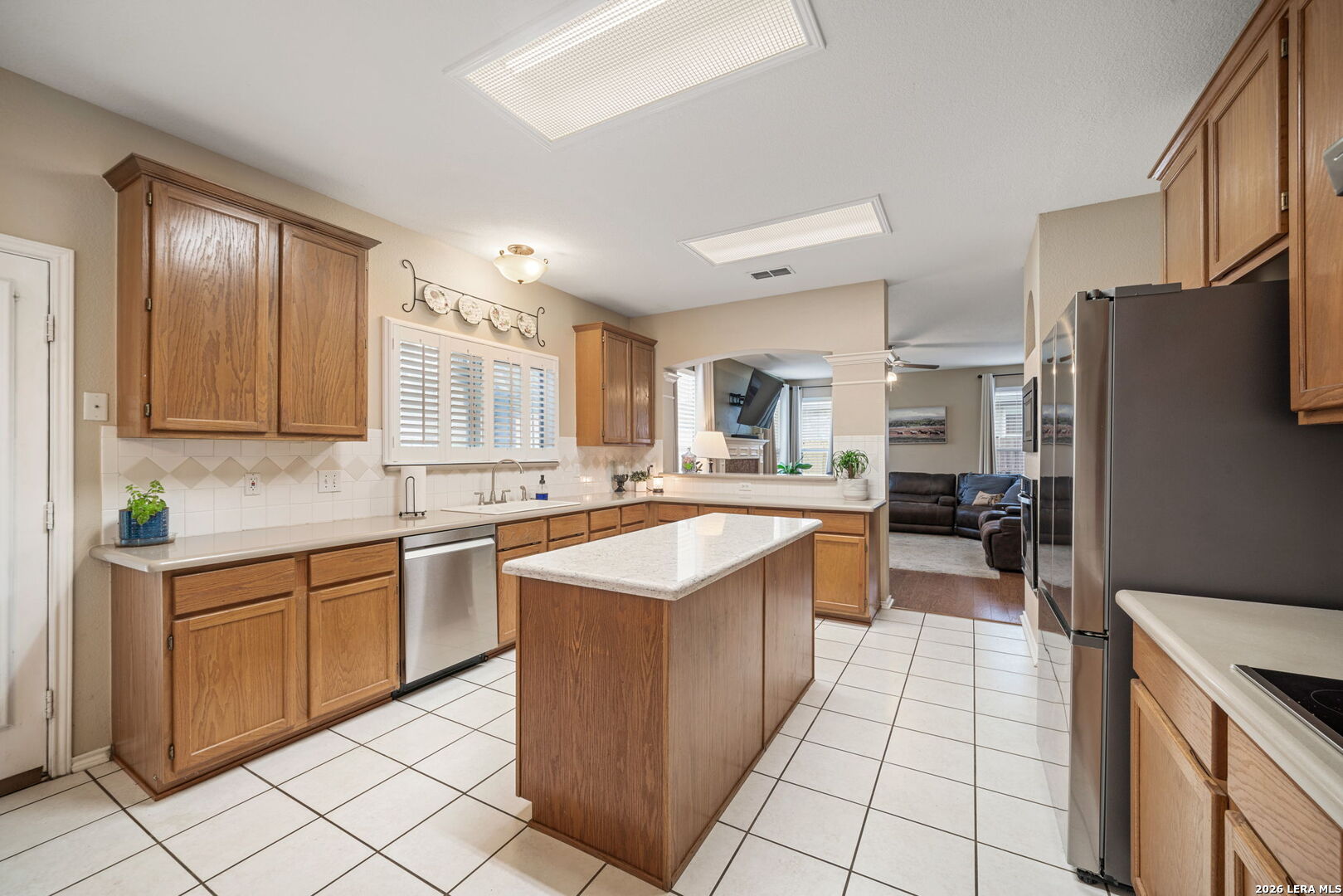 main property photo 12