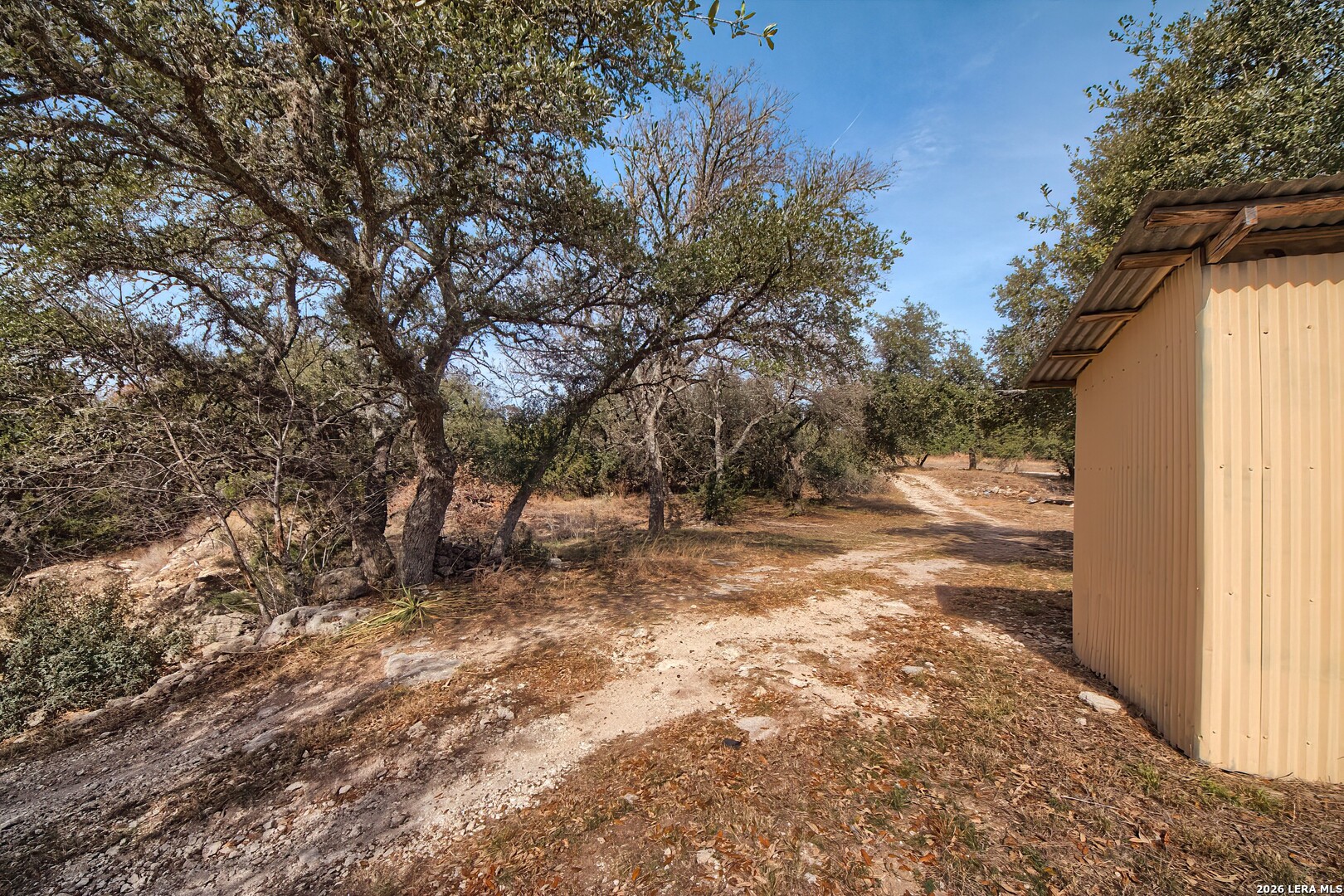 main property photo 41
