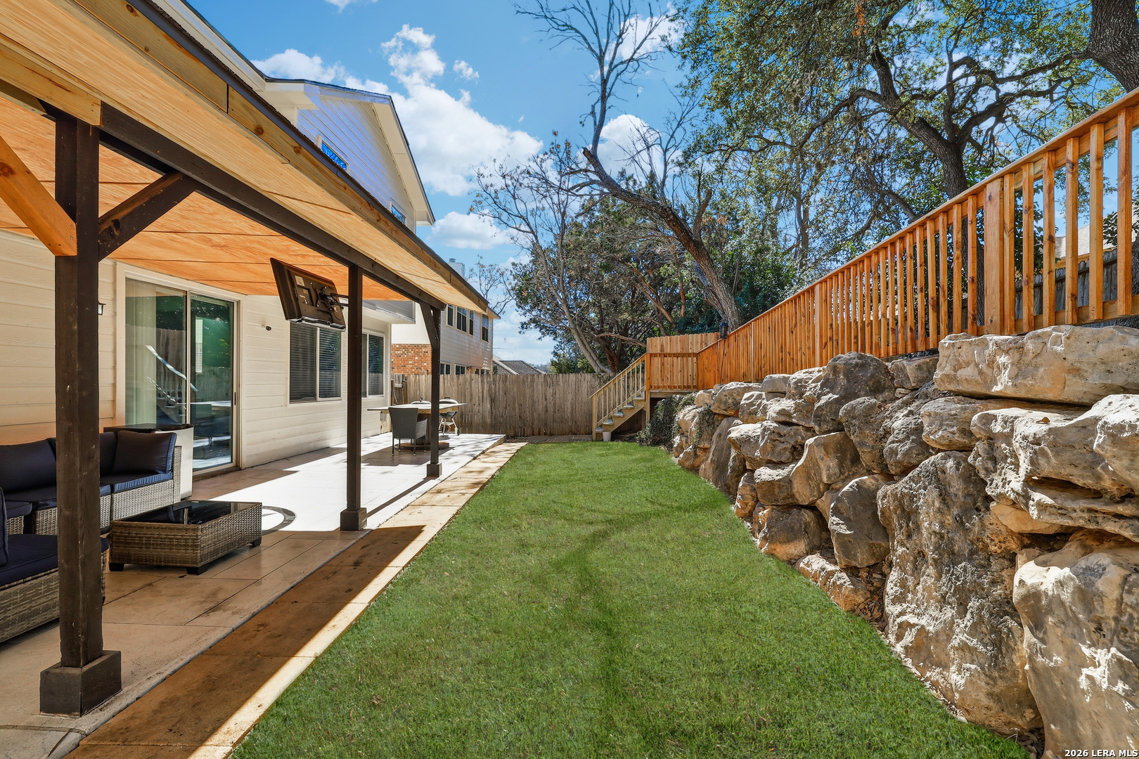 main property photo 26