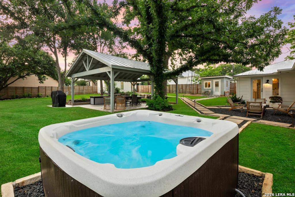 main property photo 41