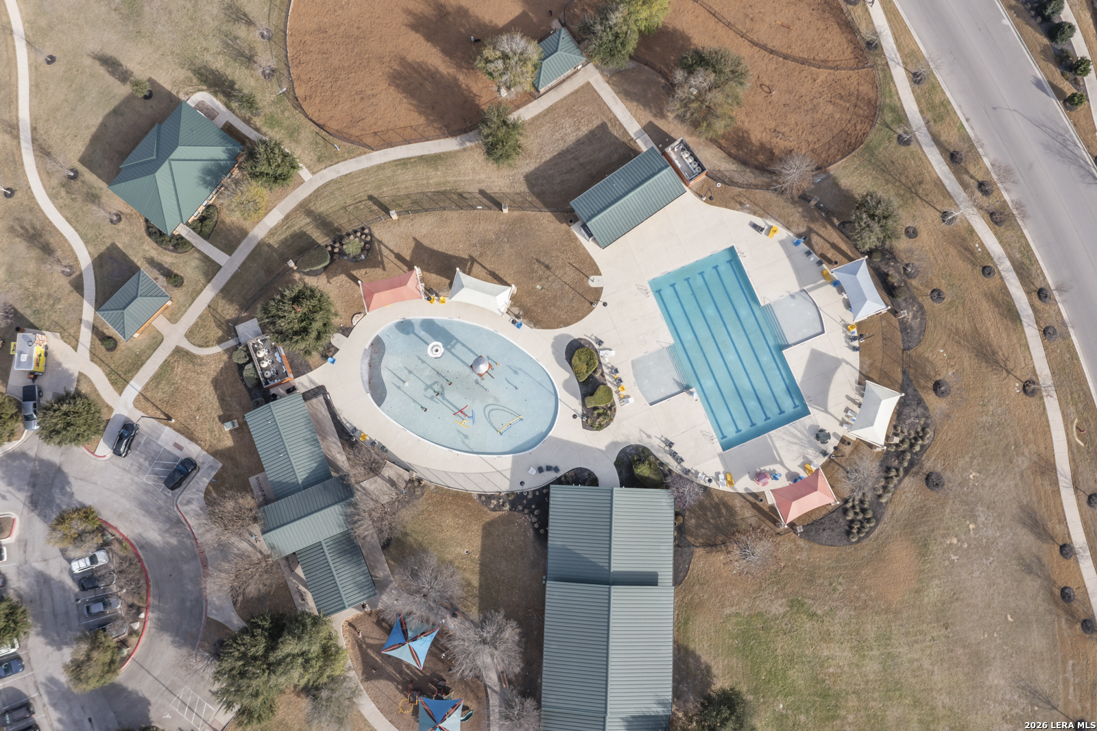 main property photo 45
