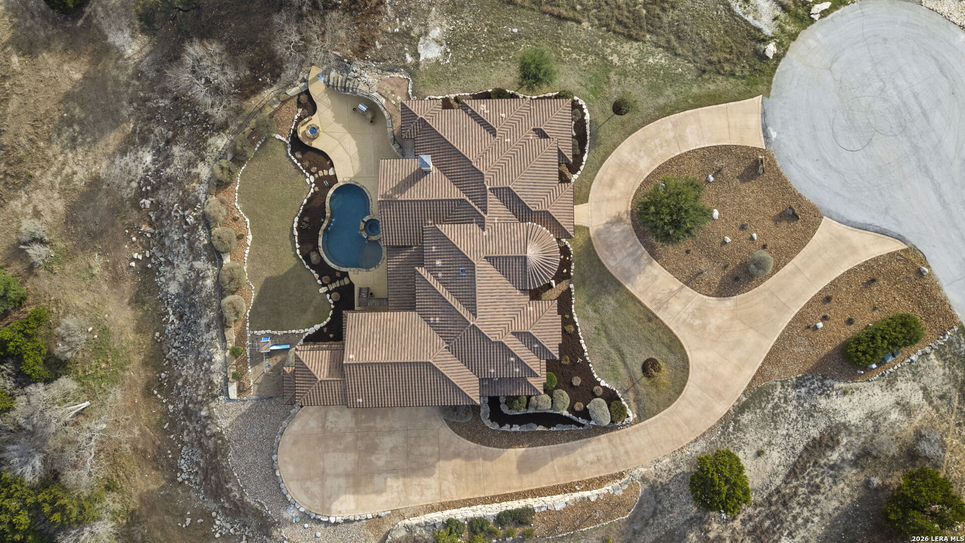 main property photo 125