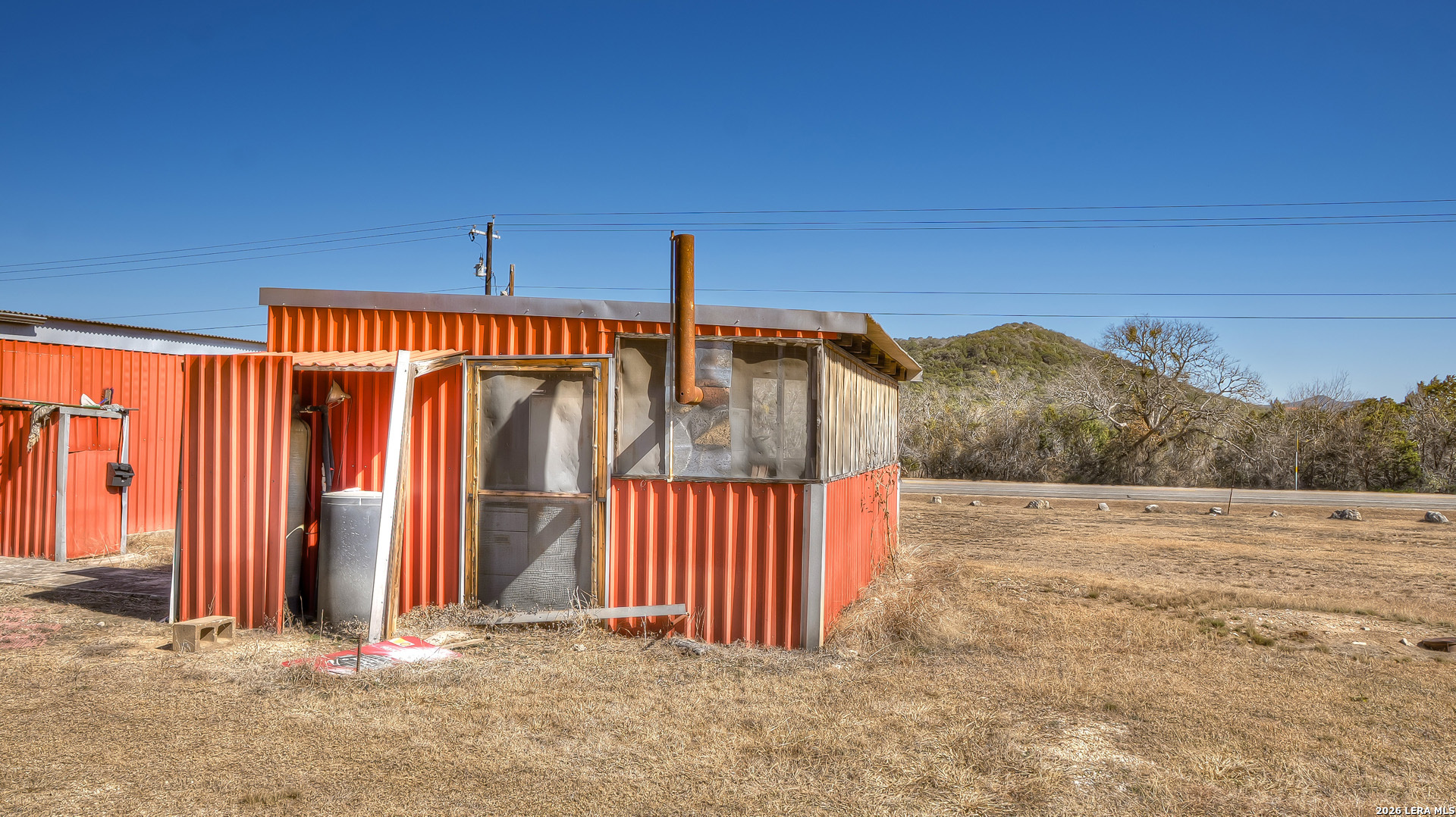 main property photo 13