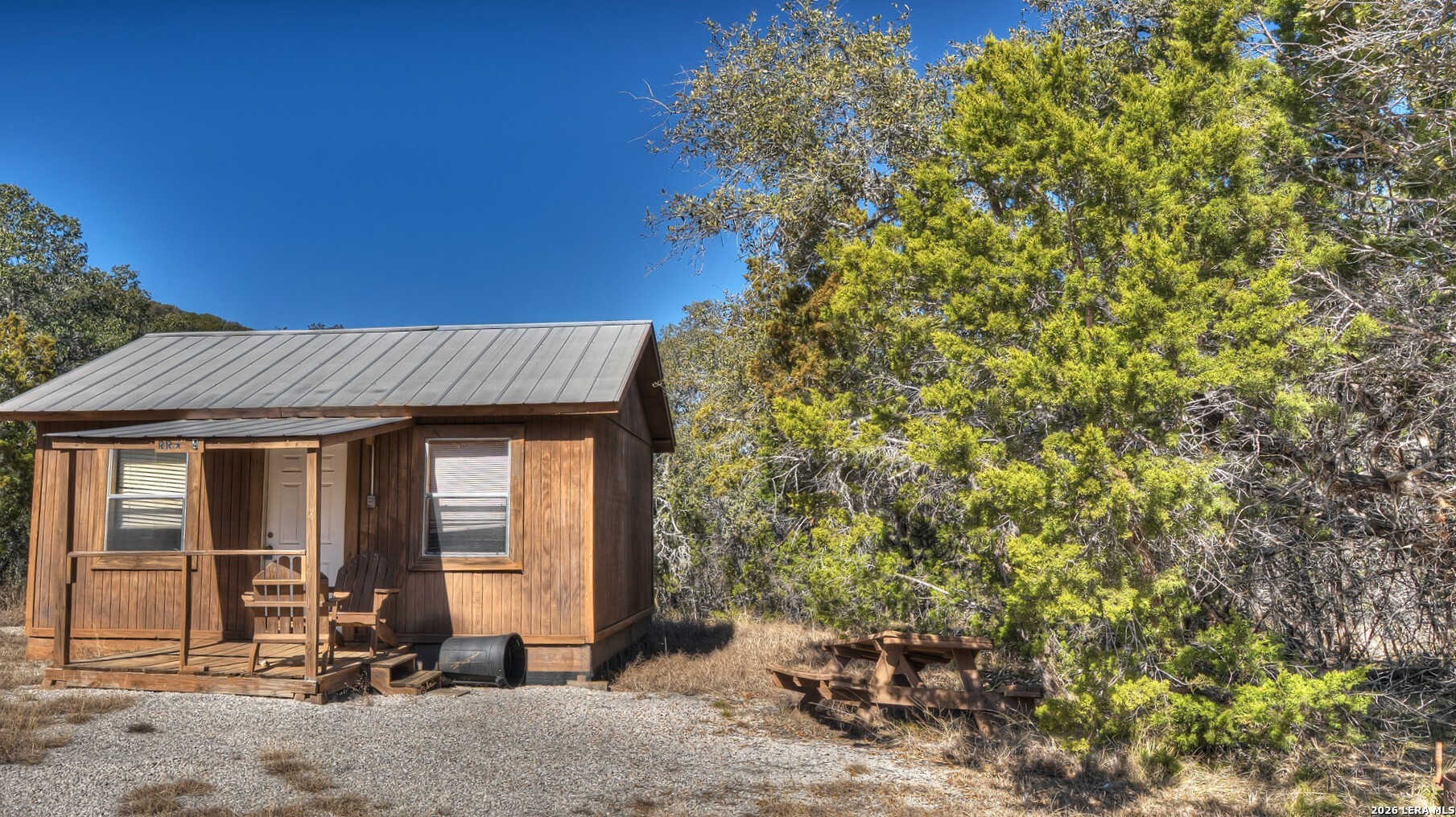 main property photo 51