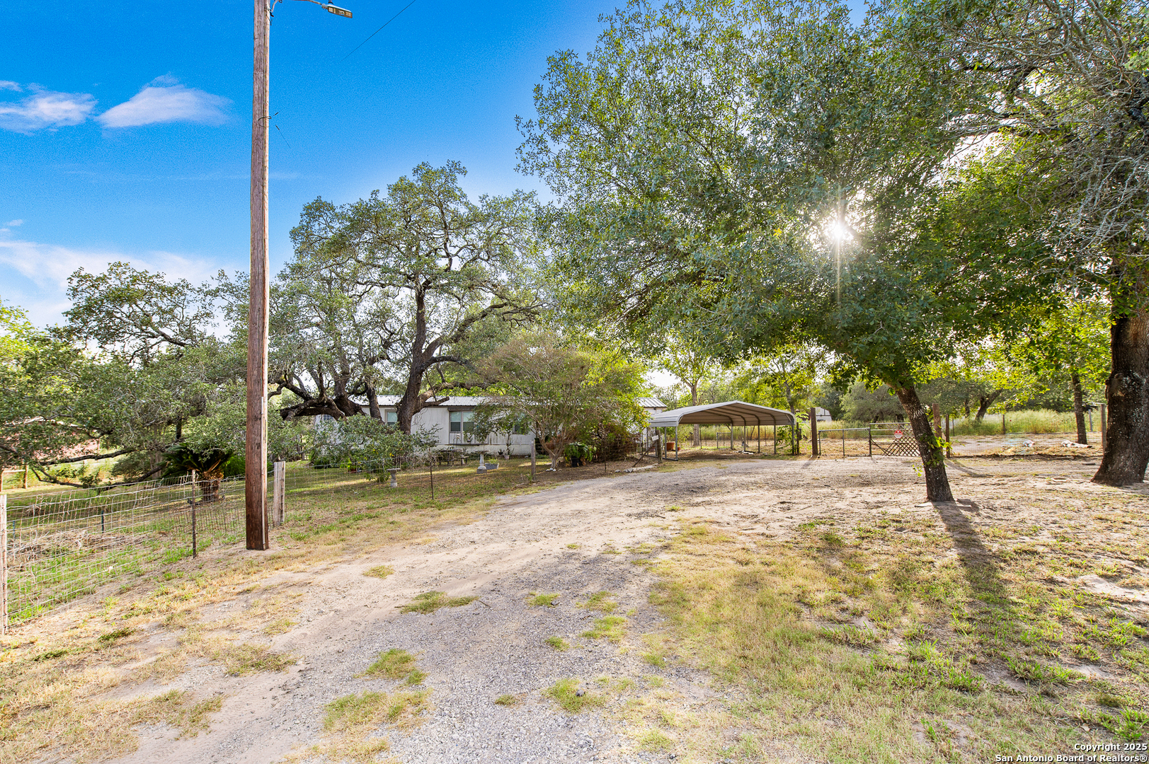 main property photo 15