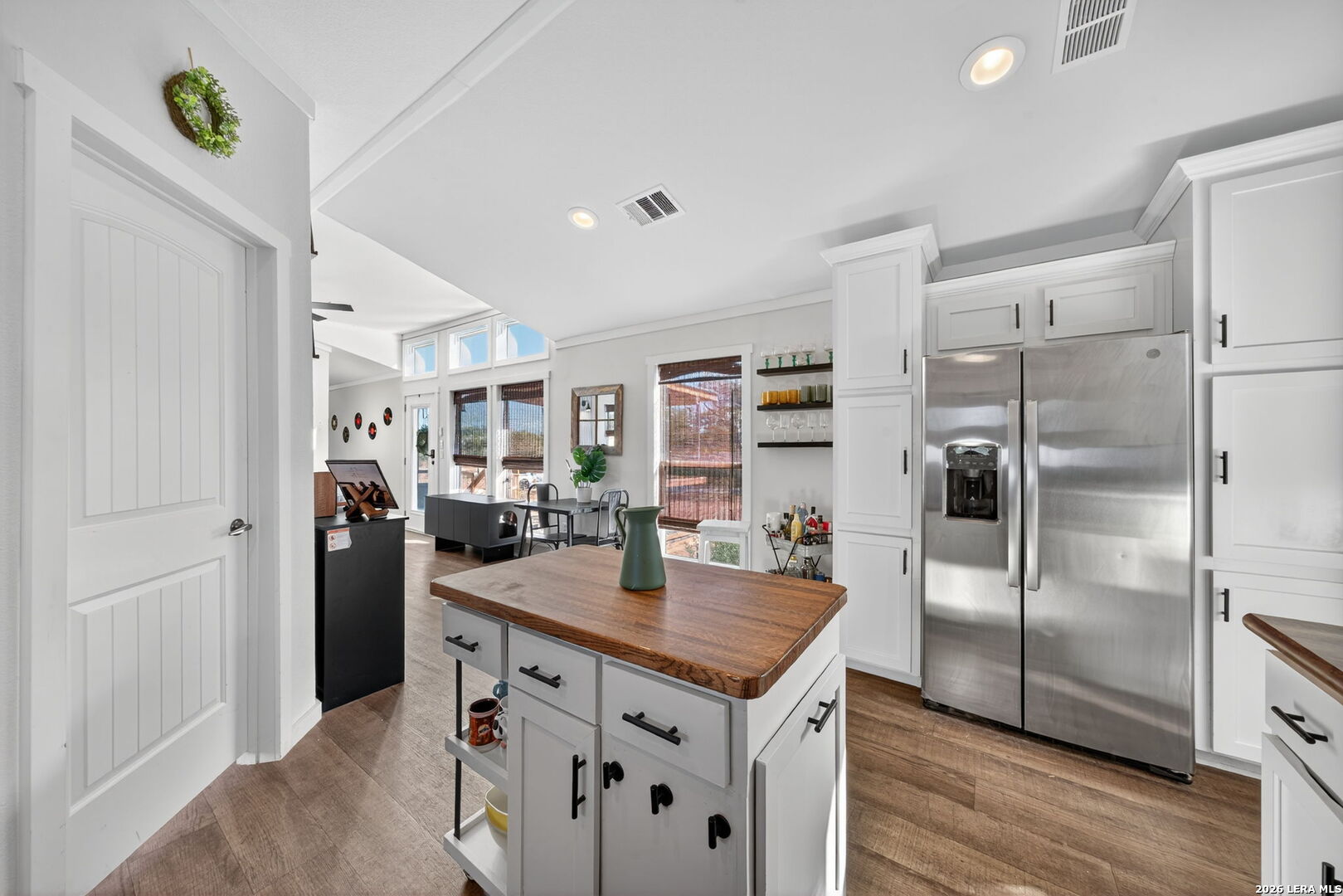 property viewer photo 10