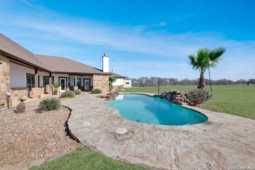 main property photo 29