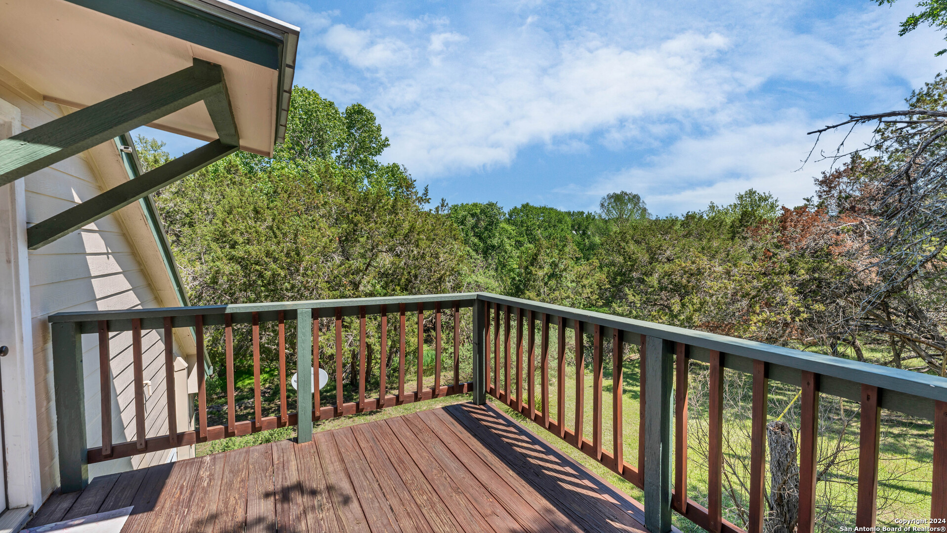 main property photo 27