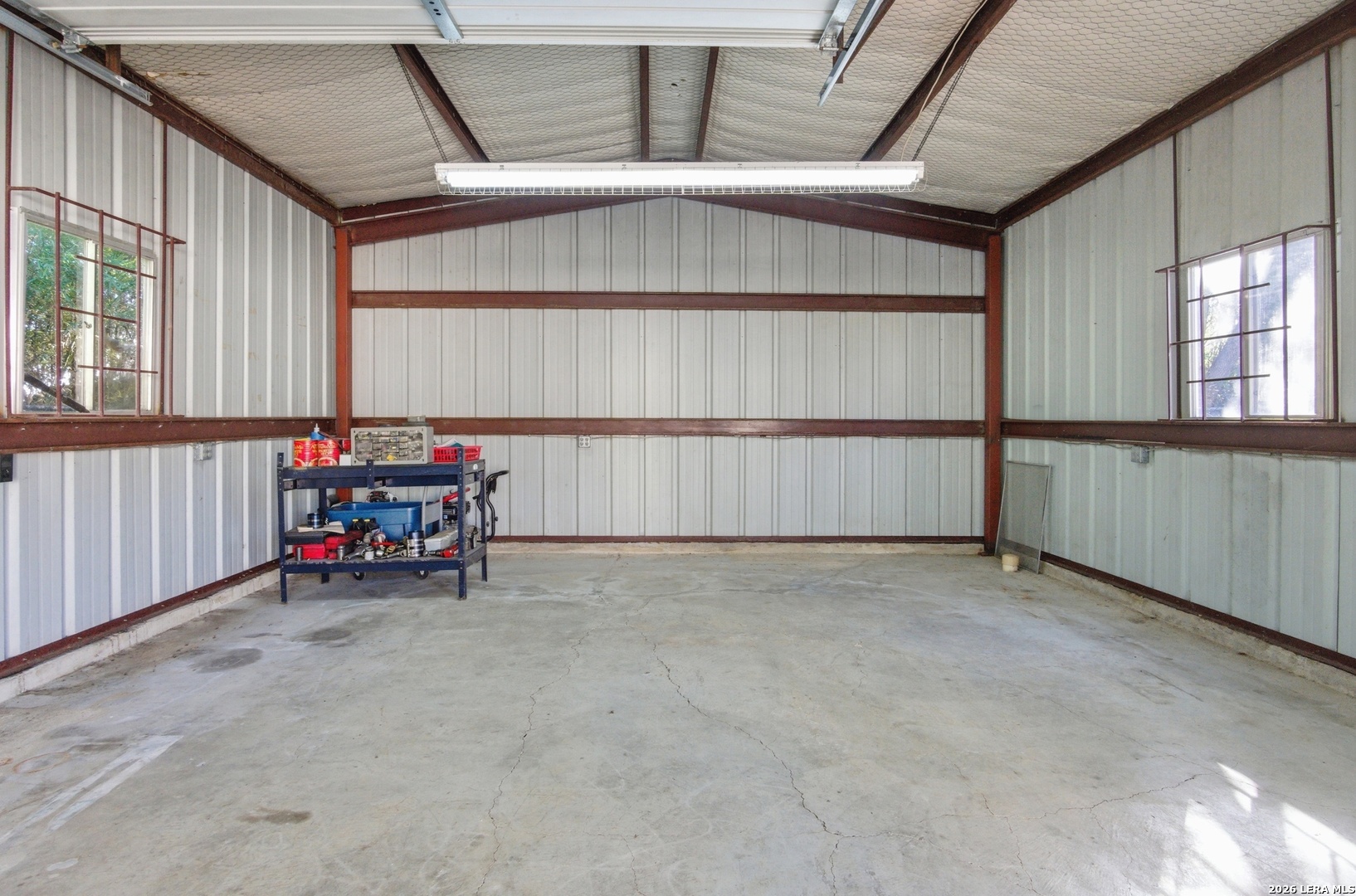 main property photo 24