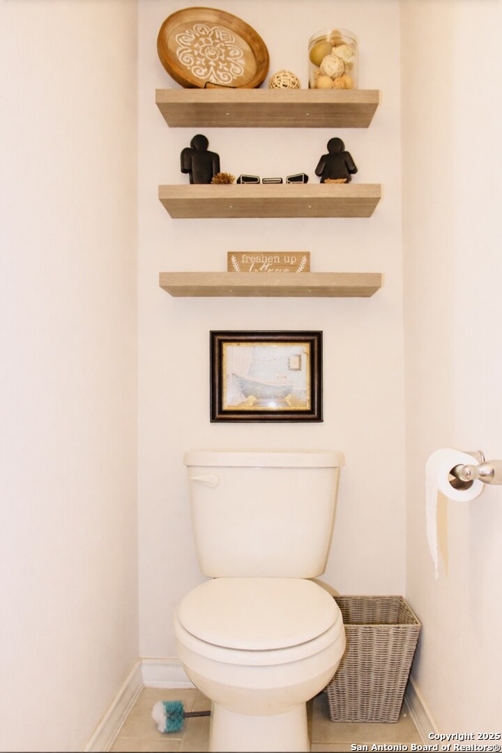 main property photo 9