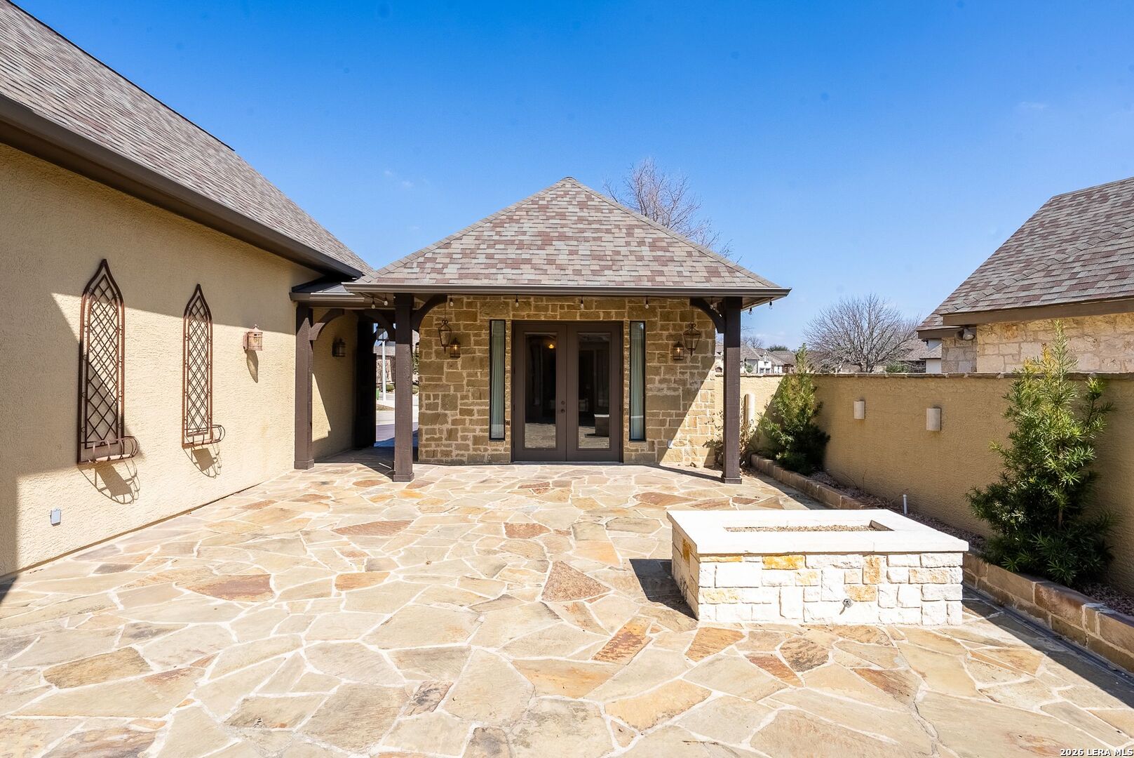 main property photo 45