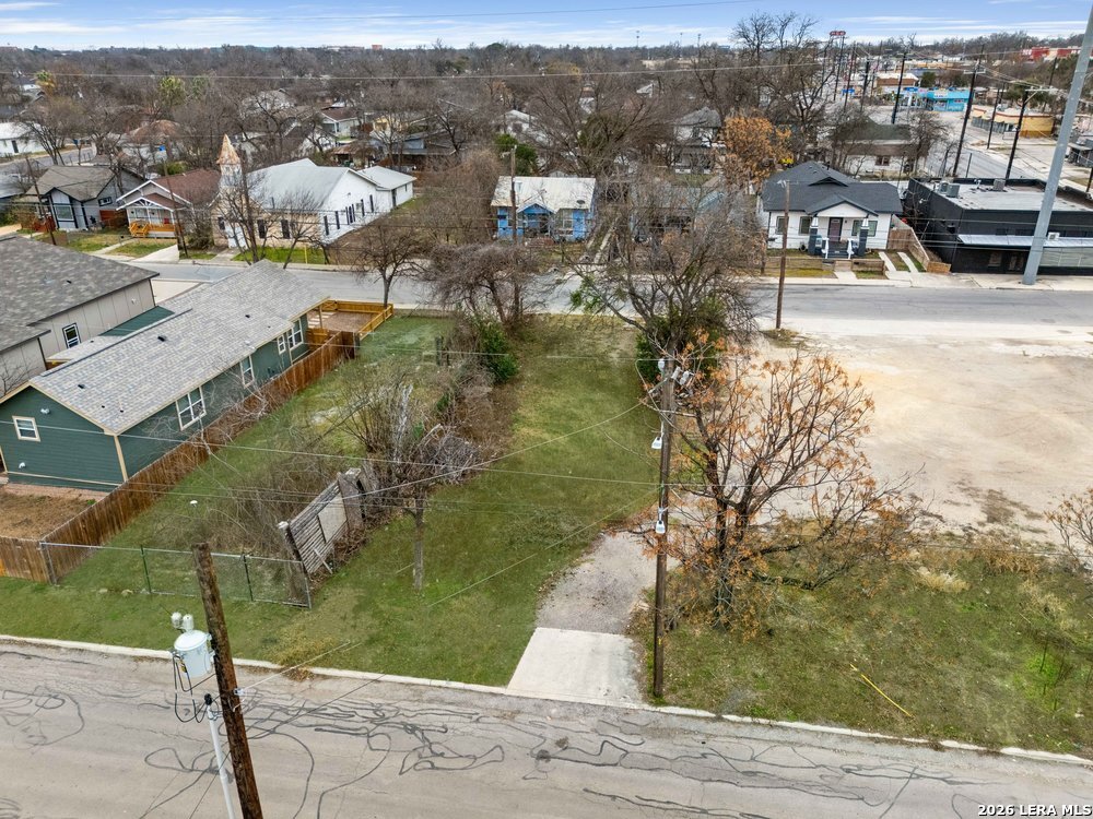 main property photo 3