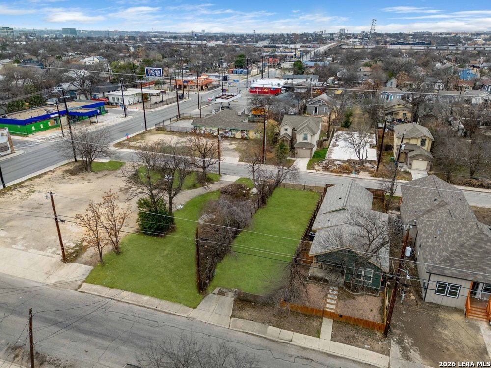 main property photo 4