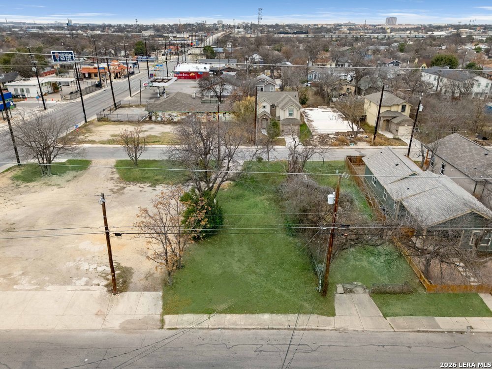 main property photo 5