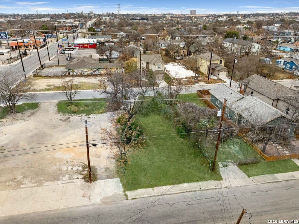 main property photo 7