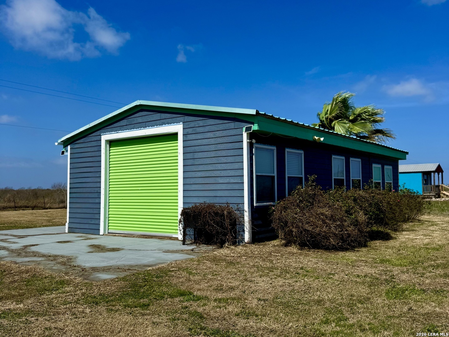 main property photo 15