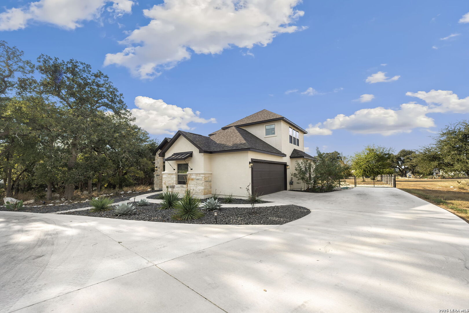 property viewer photo 32