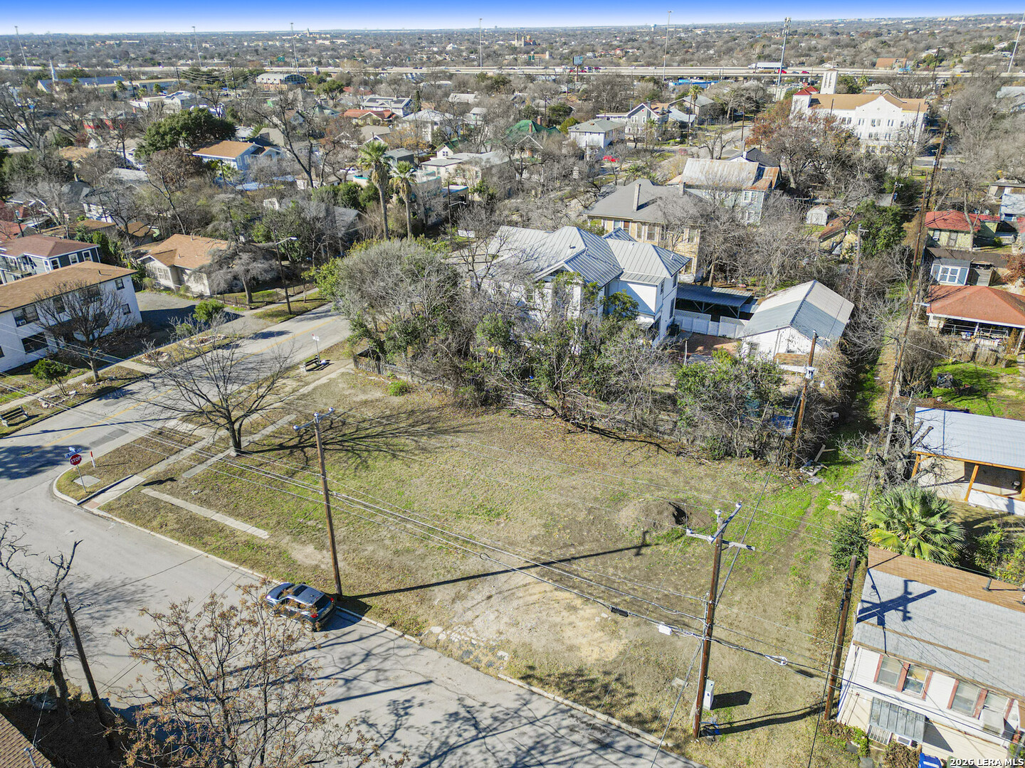 main property photo 12
