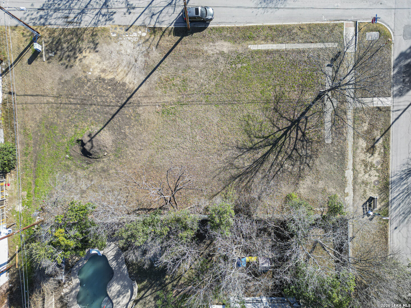 main property photo 14