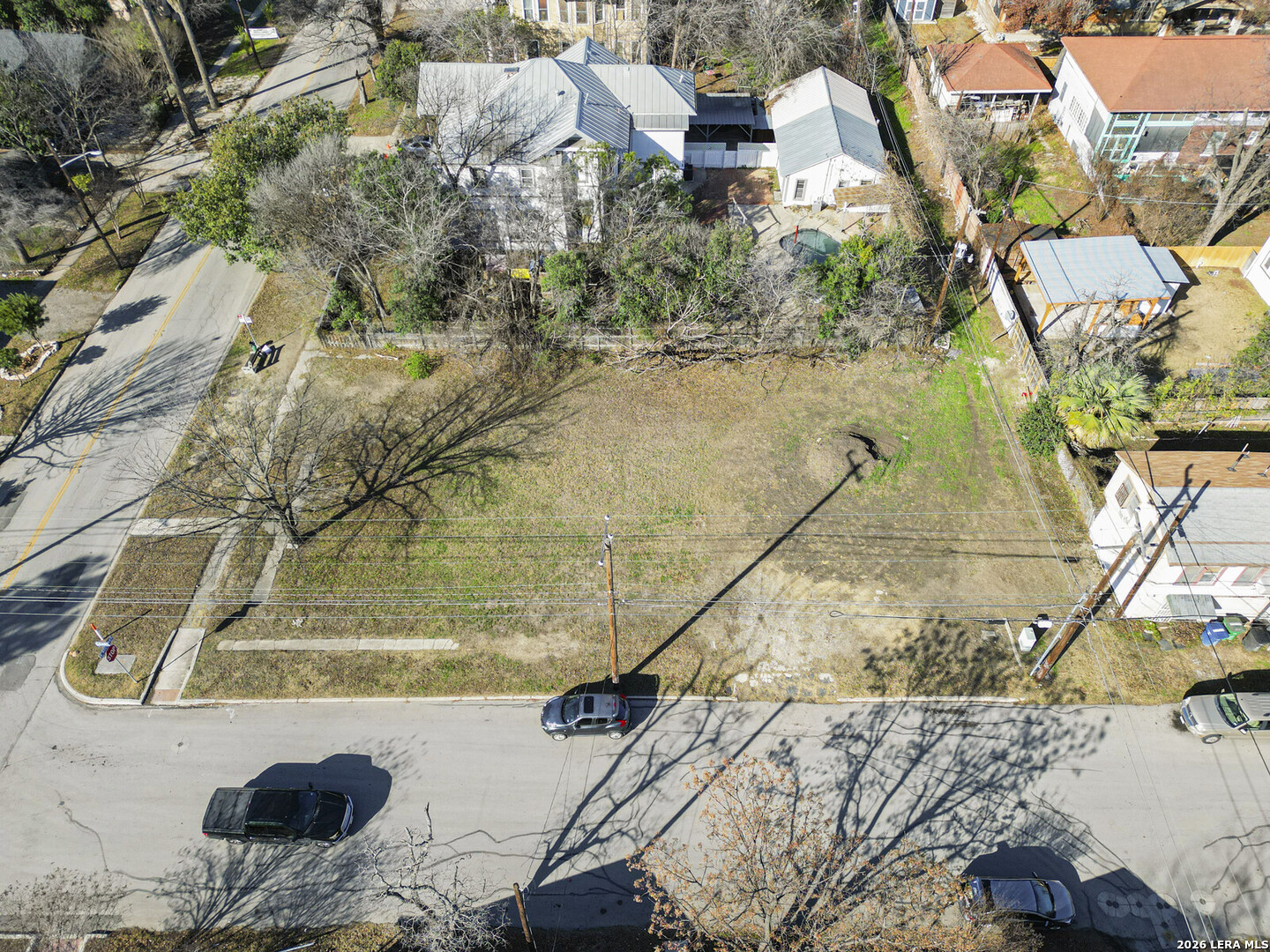 main property photo 7