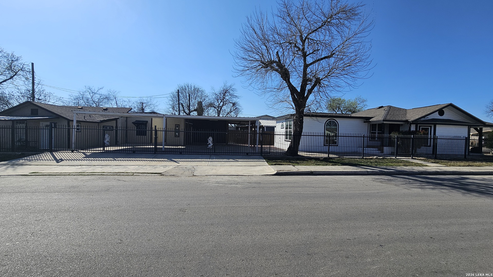 main property photo 43