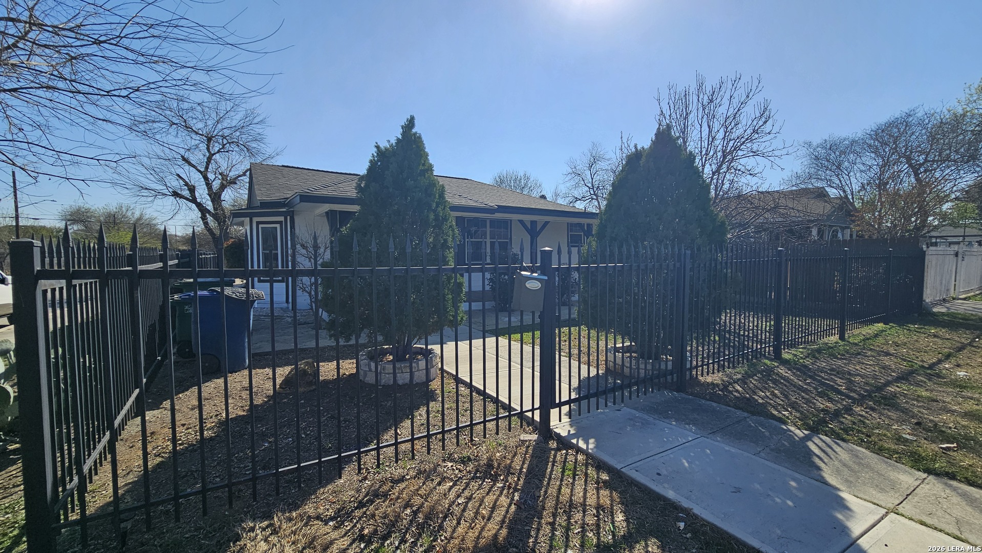 main property photo 47