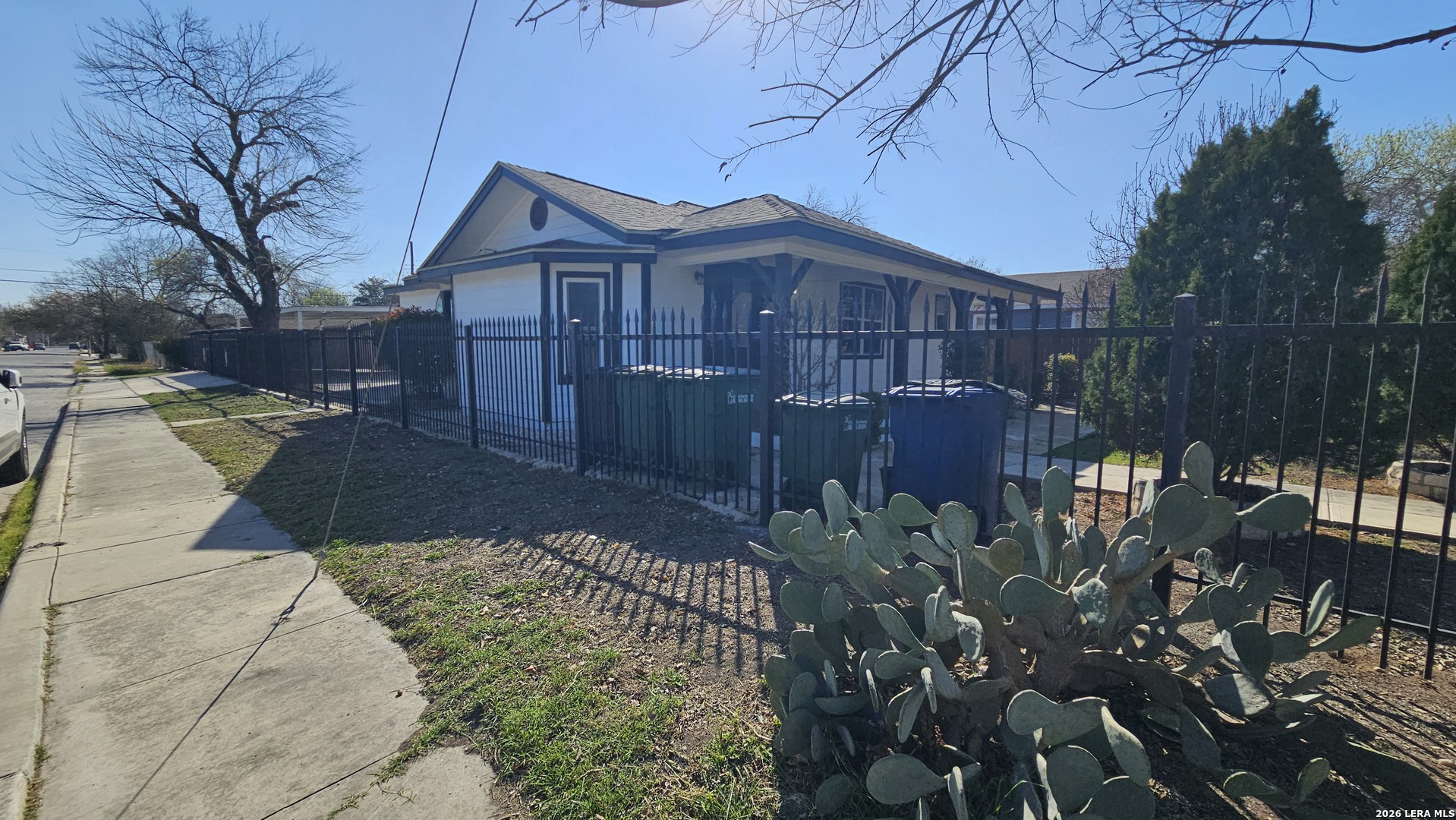 main property photo 48