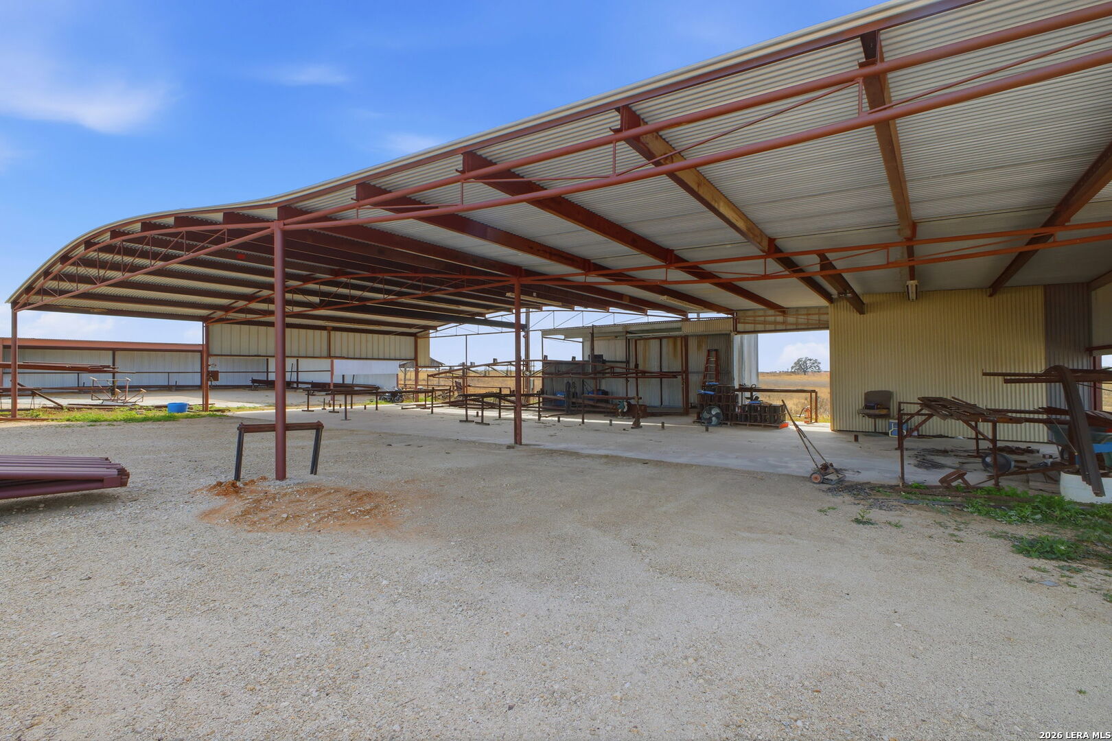 main property photo 18