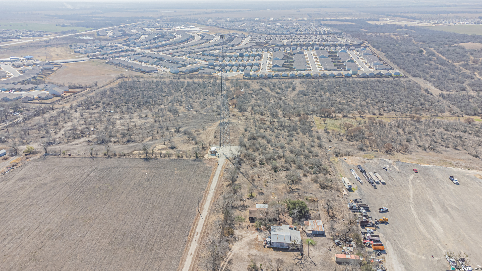 main property photo 33