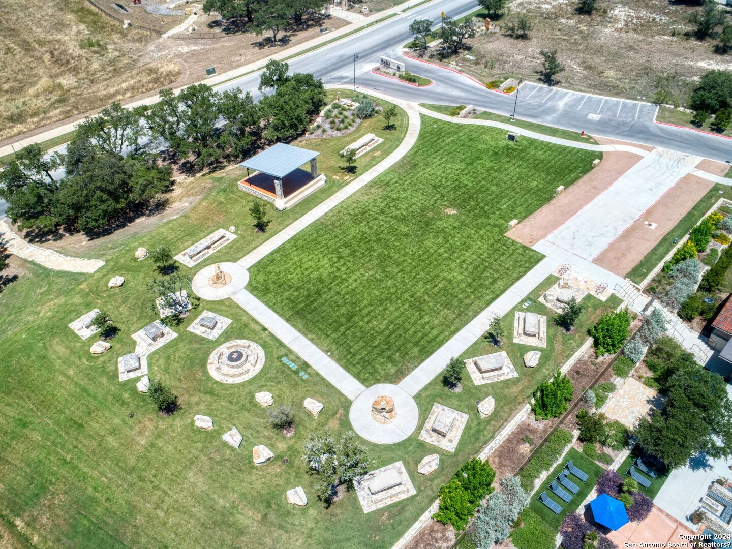 main property photo 44
