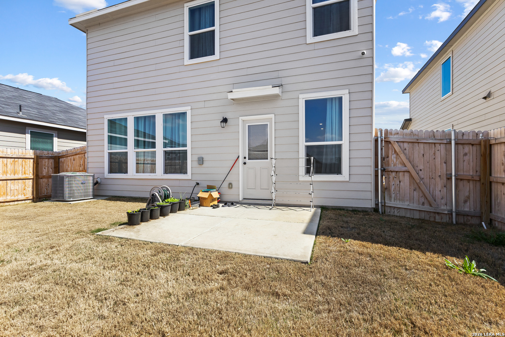 main property photo 20