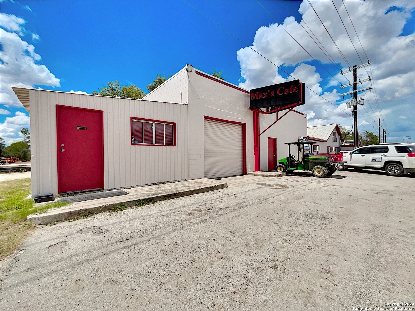 main property photo 4