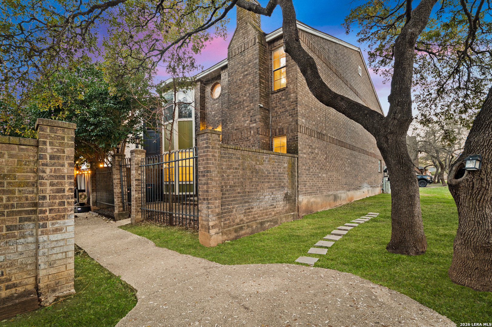 main property photo 32