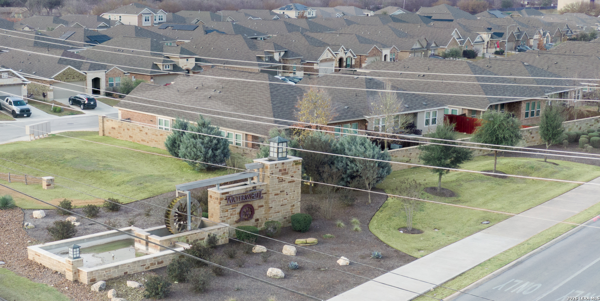 main property photo 40