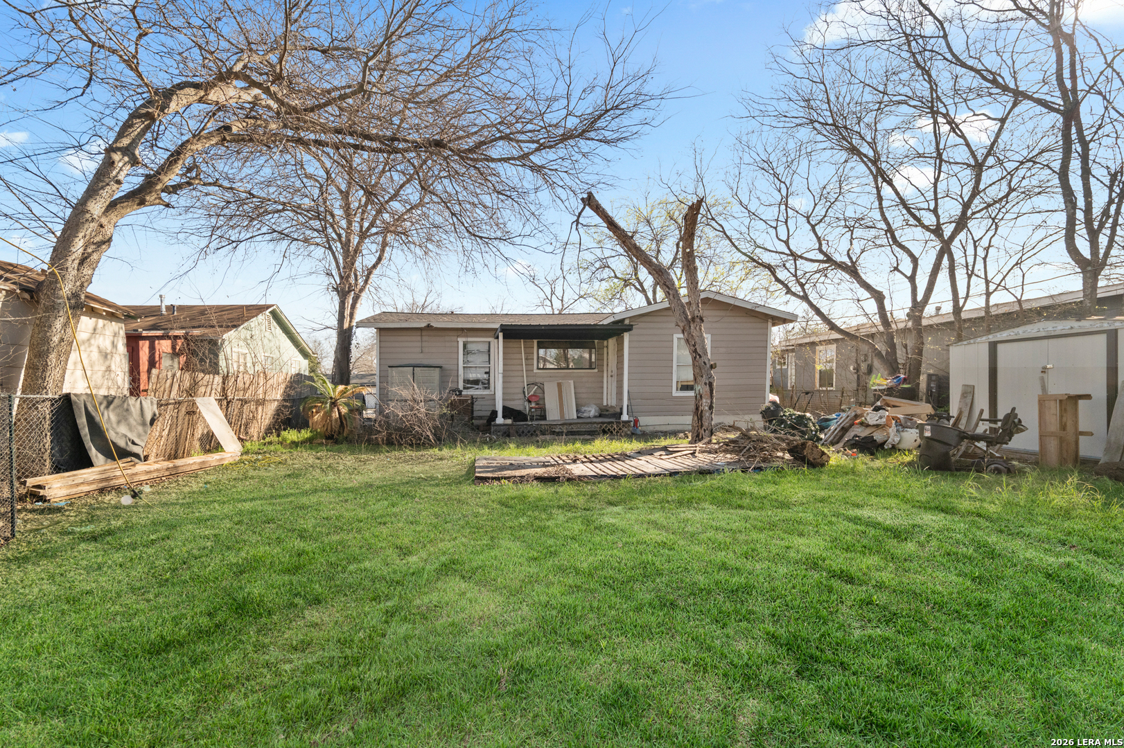 main property photo 22