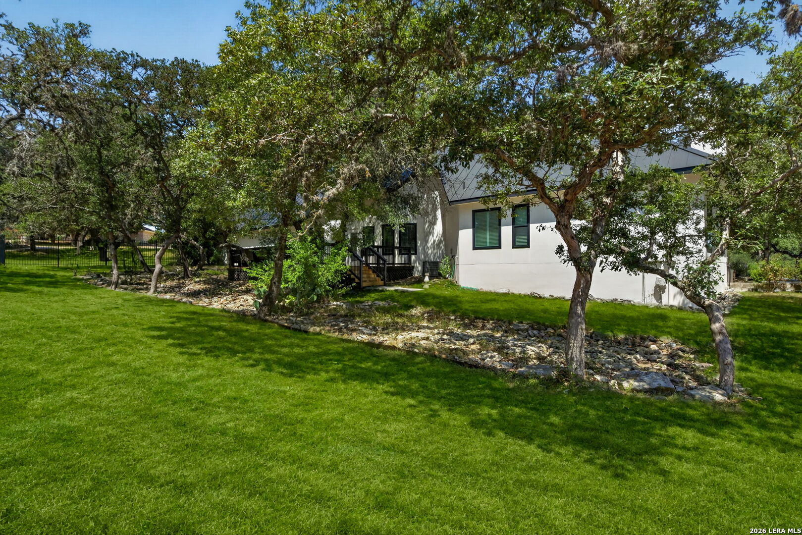 main property photo 47