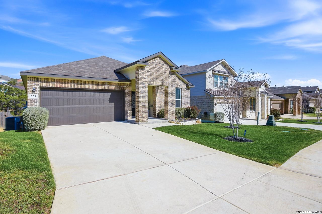 main property photo 3