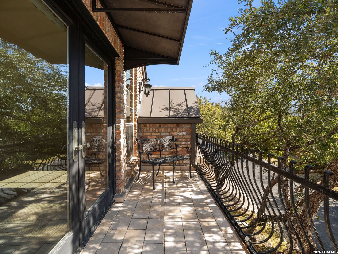main property photo 38