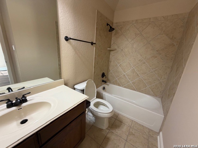 main property photo 26