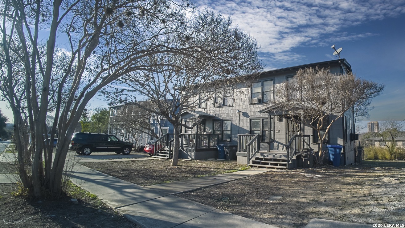 main property photo 4