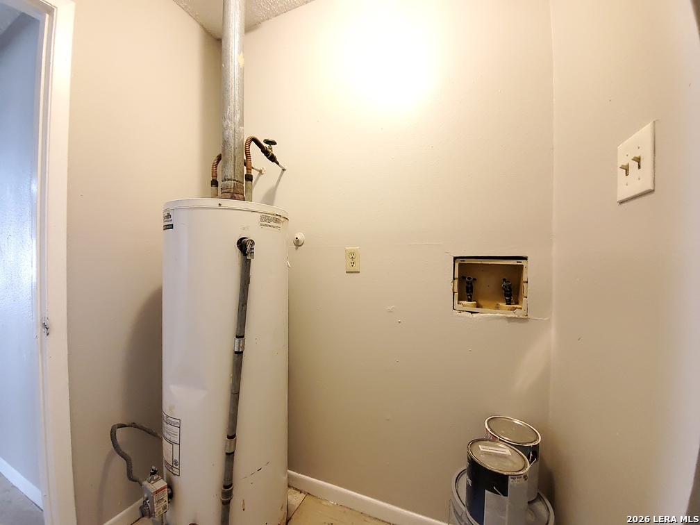 main property photo 28